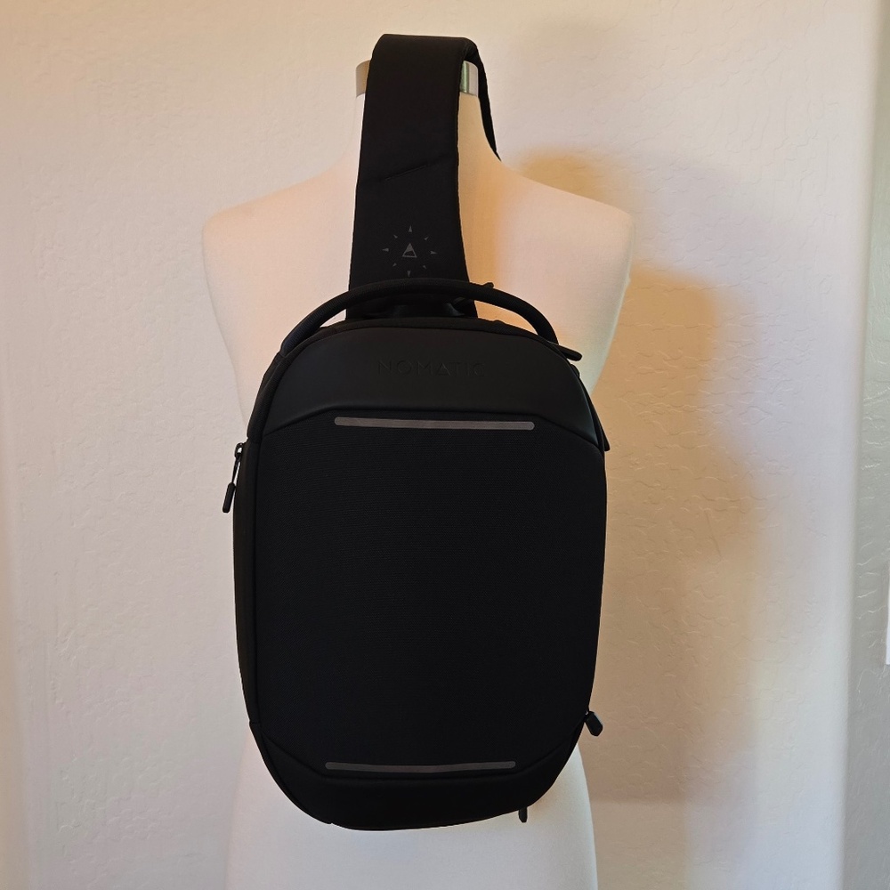 Nomatic Navigator 6L Sling